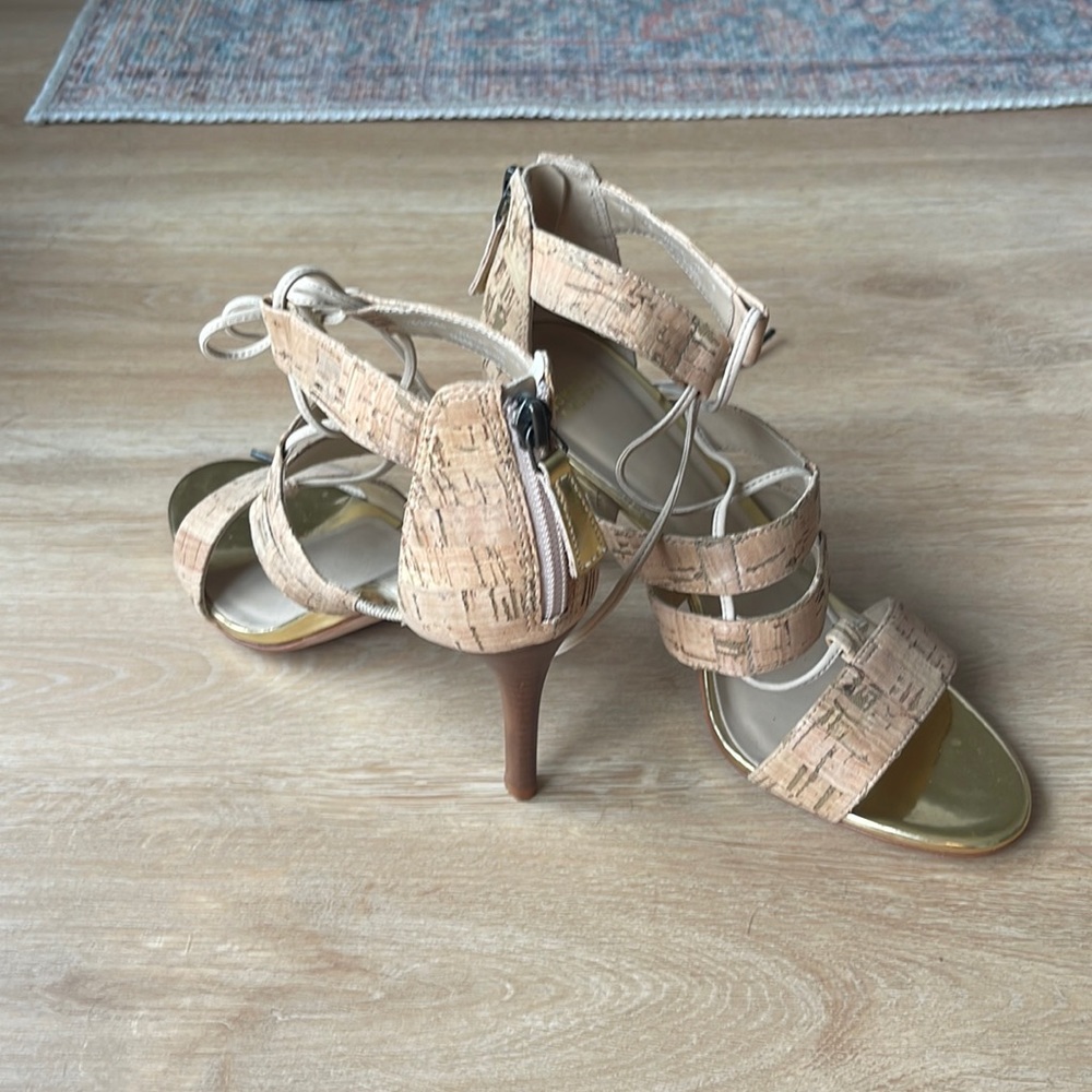 NEW - never worn | Leather Heels | size 7